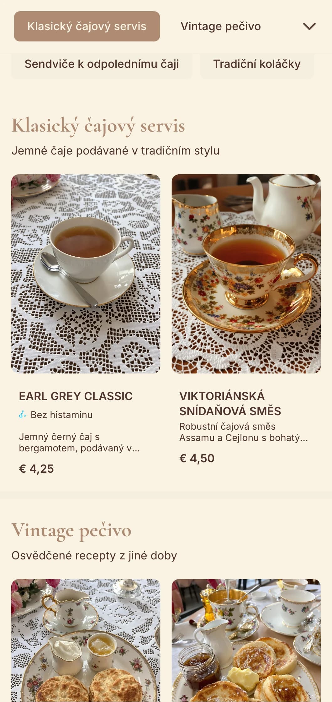 Elegantní vintage design s jemnými prvky pro tradiční čajovny a cukrárny.